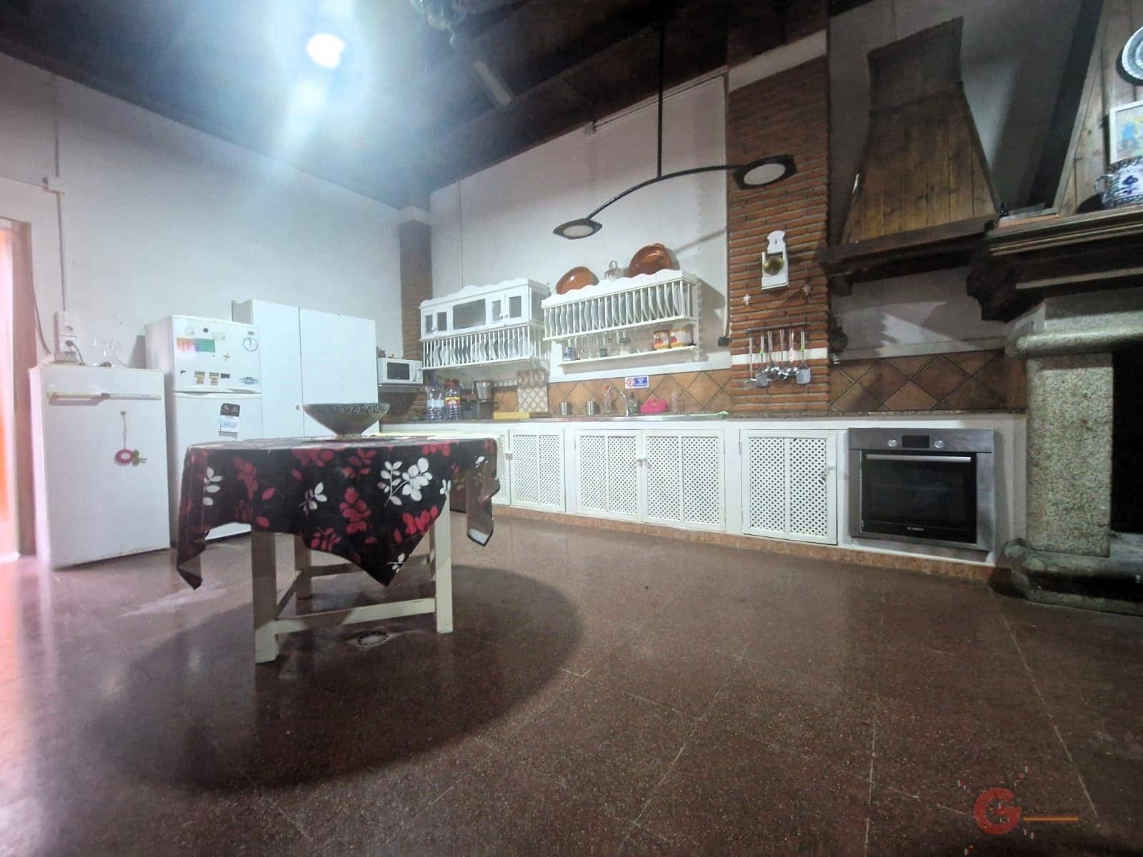 4 soverom Finca/Herregård til salgs i Motril med svømmebasseng garasje - € 361 000 (Ref: 8525098)