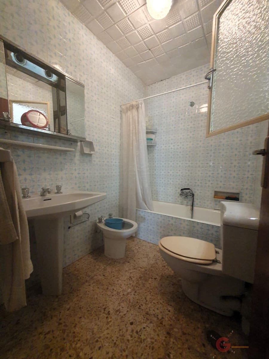 8 soveværelse Villa til salg i Lanjaron - € 180.000 (Ref: 8594414)