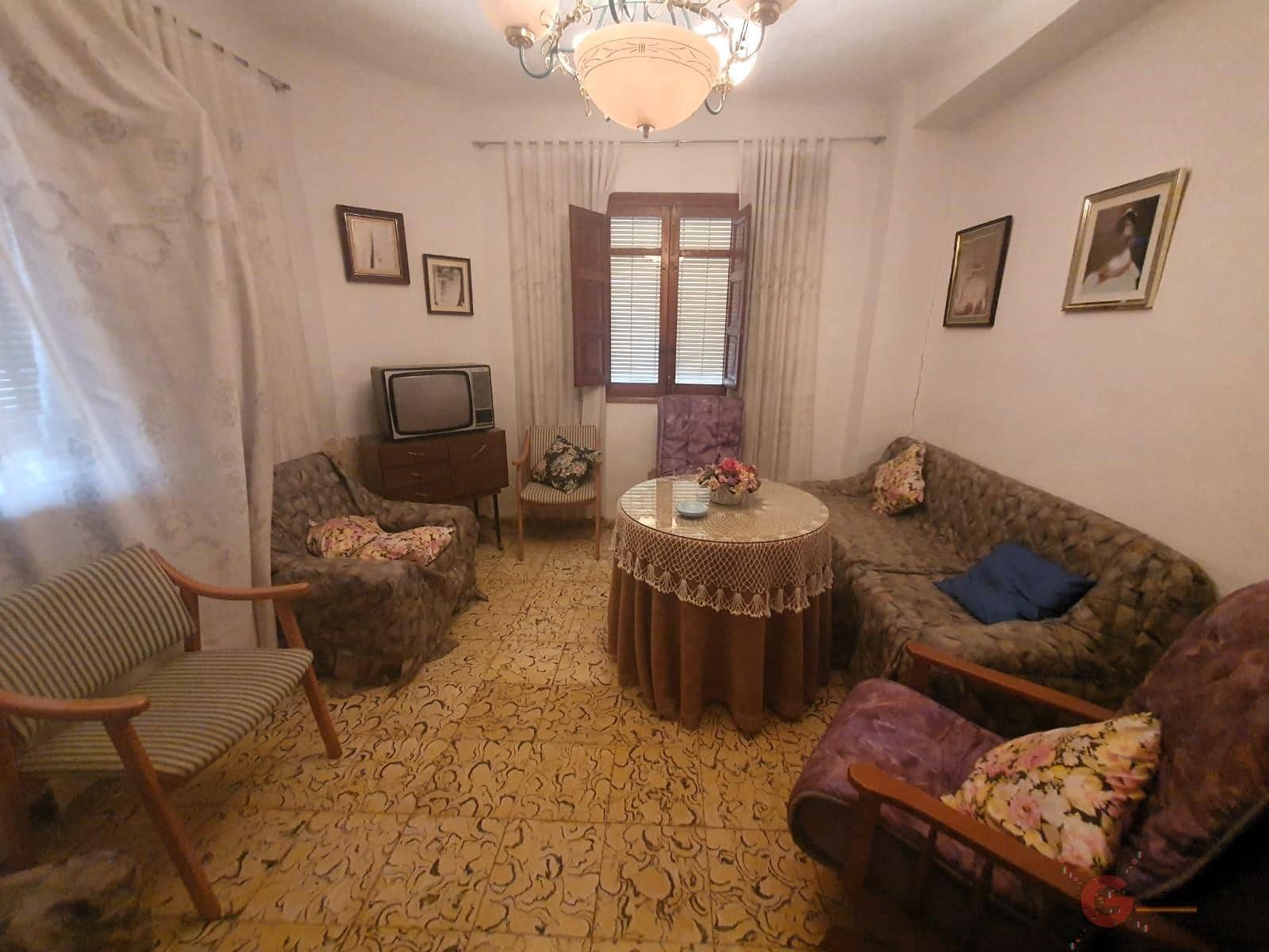 8 soveværelse Villa til salg i Lanjaron - € 180.000 (Ref: 8594414)