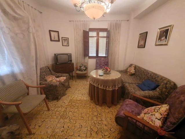 8 slaapkamer Villa te koop in Lanjarón - € 180.000 (Ref: 8594414)