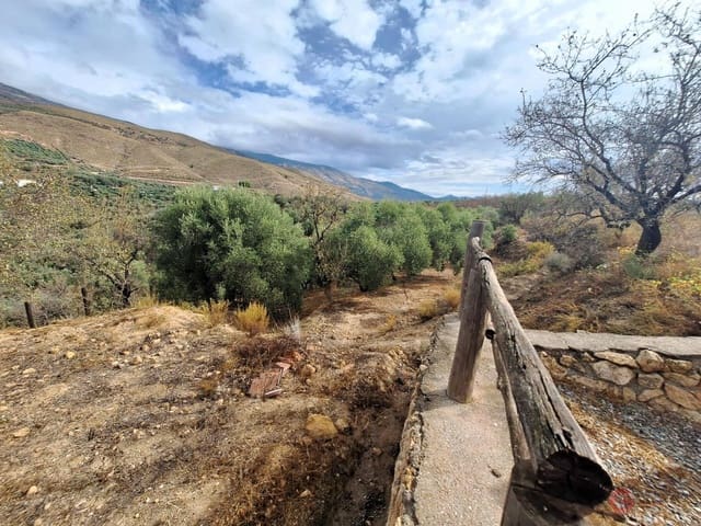 Finca/Landehus til salg i Lanjarón - € 90.000 (Ref: 8594415)