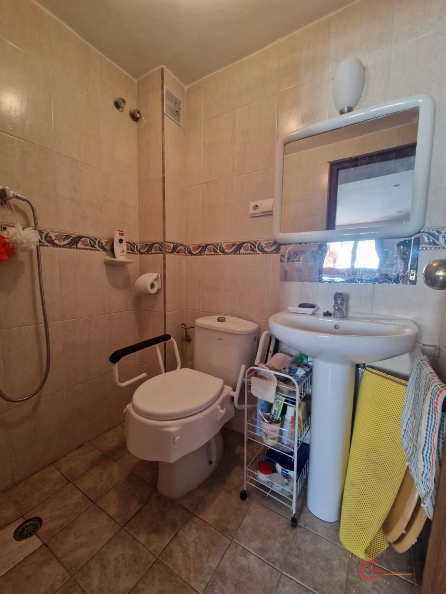 5 soveværelse Villa til salg i Itrabo med garage - € 265.000 (Ref: 8603166)