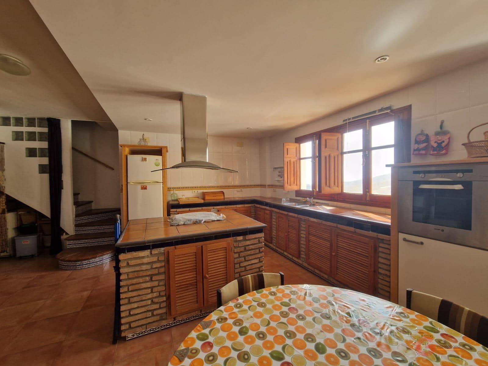 5 soveværelse Villa til salg i Itrabo med garage - € 265.000 (Ref: 8603166)