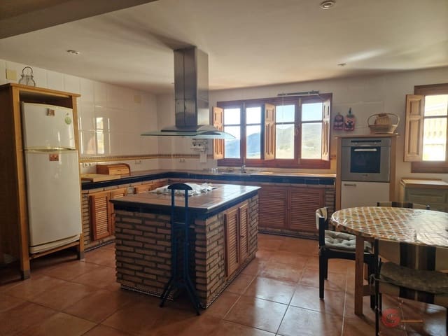 5 soverom Villa til salgs i Itrabo med garasje - € 265 000 (Ref: 8603166)