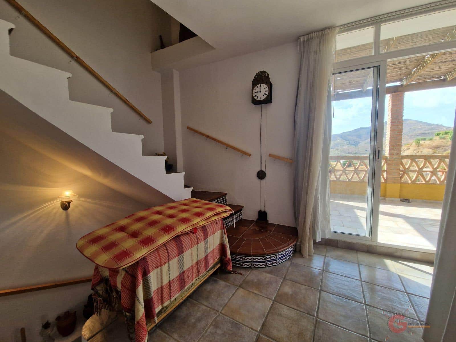 5 soveværelse Villa til salg i Itrabo med garage - € 265.000 (Ref: 8603166)