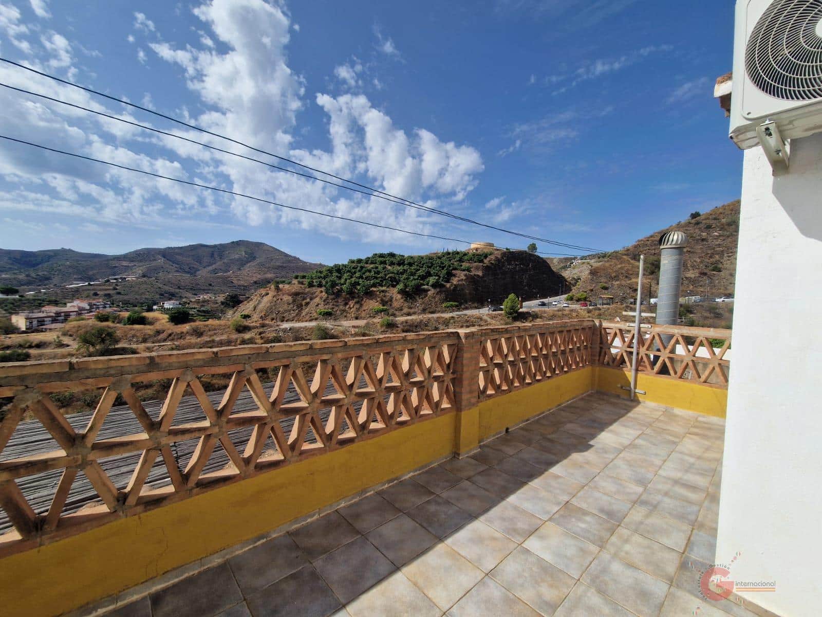 5 soveværelse Villa til salg i Itrabo med garage - € 265.000 (Ref: 8603166)