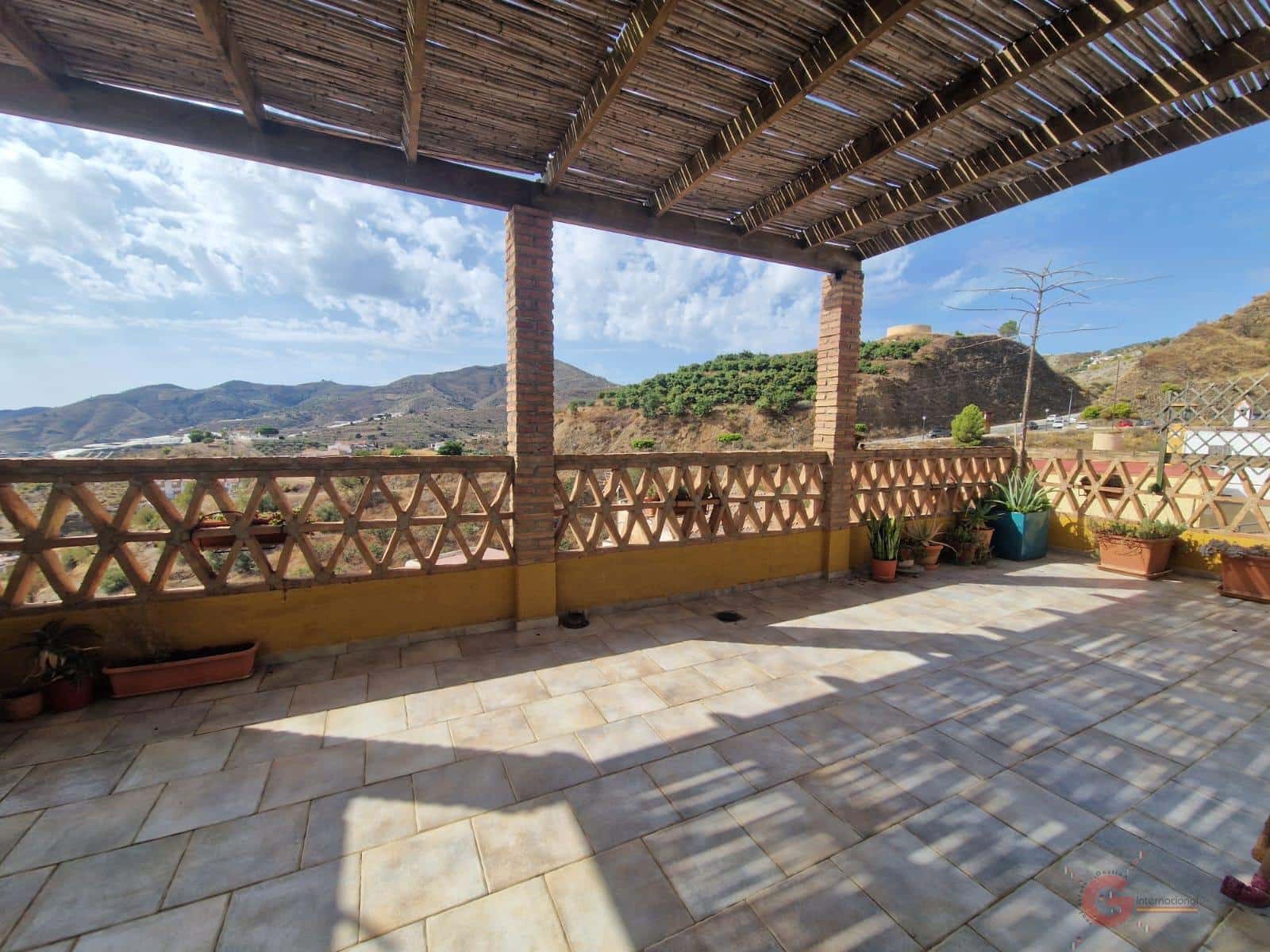 5 soveværelse Villa til salg i Itrabo med garage - € 265.000 (Ref: 8603166)