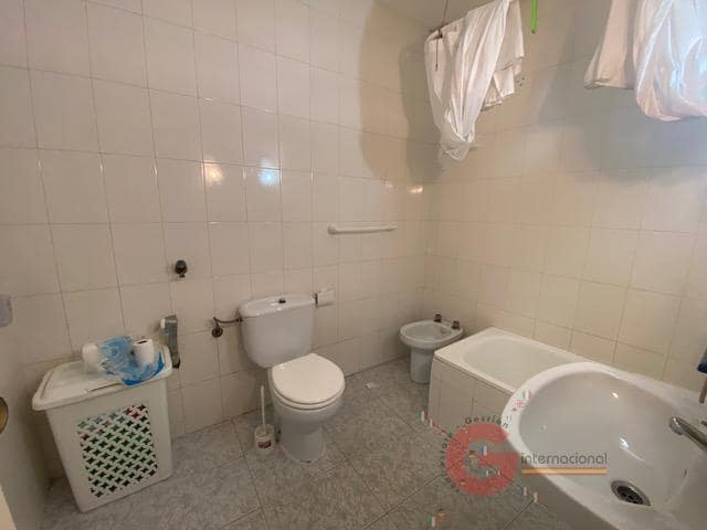 10 soveværelse Villa til salg i Torre del Mar med swimmingpool garage - € 425.000 (Ref: 8607863)