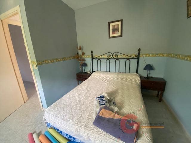 10 soveværelse Villa til salg i Torre del Mar med swimmingpool garage - € 425.000 (Ref: 8607863)