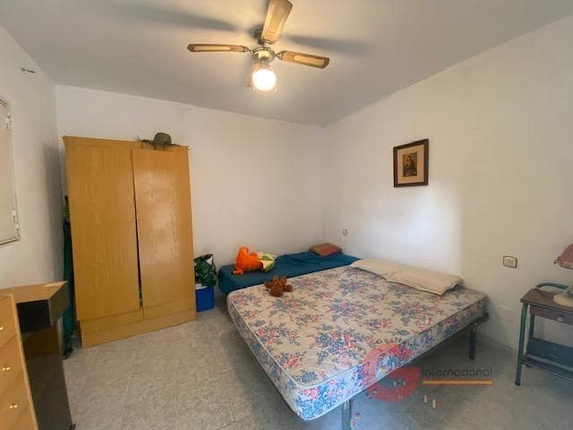 10 soveværelse Villa til salg i Torre del Mar med swimmingpool garage - € 425.000 (Ref: 8607863)