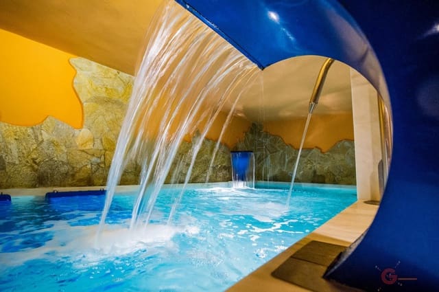 35 bedroom Hotel for sale in Córdoba city with pool - € 1,370,000 (Ref: 8612307)