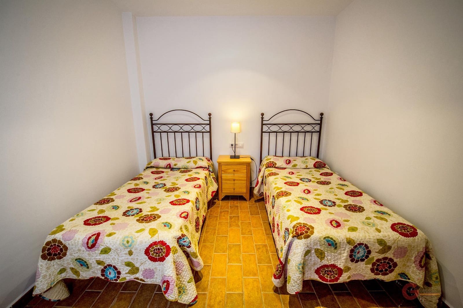 35 soveværelse Hotel til salg i Cordoba by med swimmingpool - € 1.370.000 (Ref: 8612307)