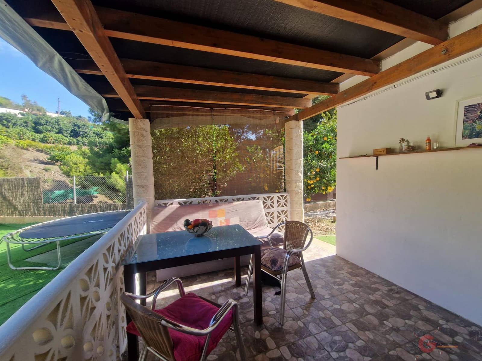 2 soveværelse Finca/Landehus til salg i Salobrena med garage - € 424.000 (Ref: 8619756)