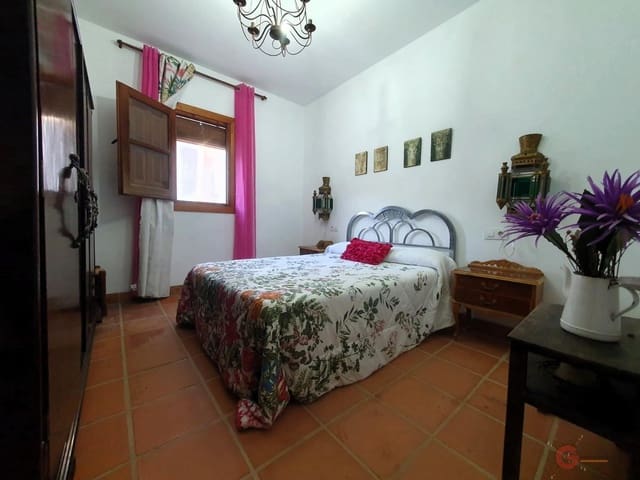 3 soveværelse Finca/Landehus til salg i Vélez de Benaudalla med swimmingpool garage - € 425.000 (Ref: 8645521)