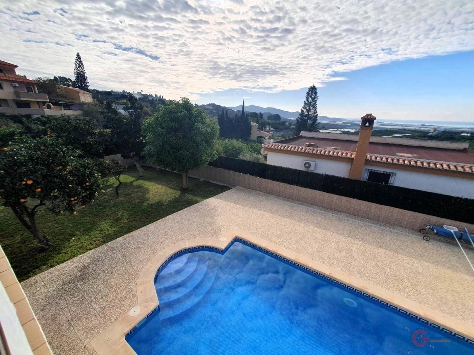 3 soverom Finca/Herregård til salgs i Motril med svømmebasseng garasje - € 318 000 (Ref: 8645522)