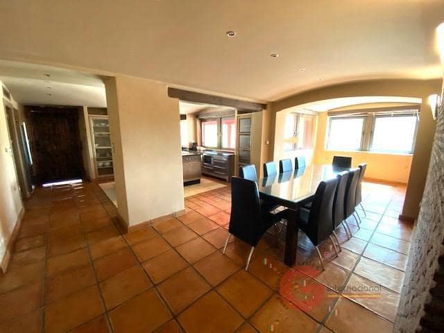 5 quarto Moradia para venda em Taramay, Almuñécar com piscina - 1 400 000 € (Ref: 8697563)