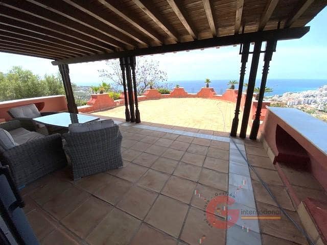 5 quarto Moradia para venda em Taramay com piscina - 1 400 000 € (Ref: 8697563)