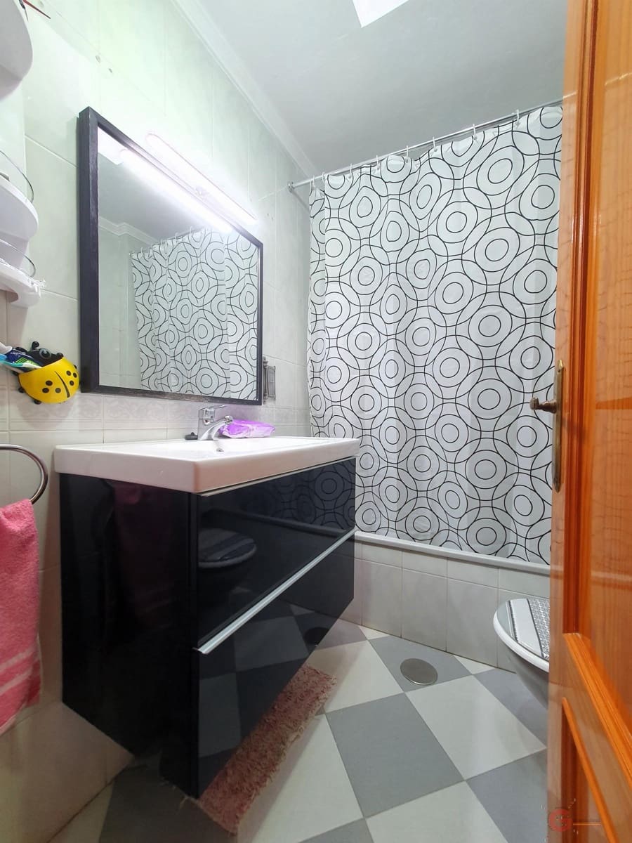 3 soveværelse Villa til salg i Motril med garage - € 255.000 (Ref: 8699211)