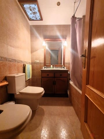 5 soveværelse Villa til salg i Motril med garage - € 250.000 (Ref: 8772768)