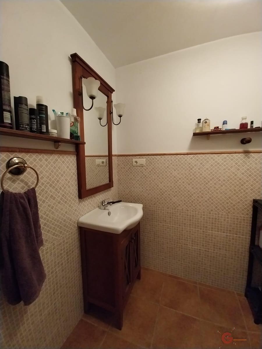 4 soverom Kommersiell til salgs i Salobrena med garasje - € 244 000 (Ref: 8790364)