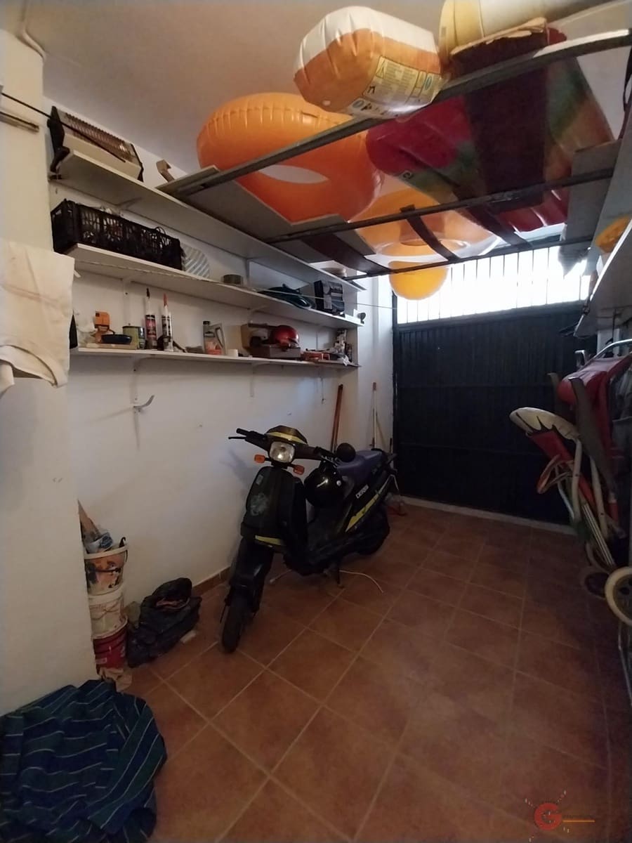 4 soverom Kommersiell til salgs i Salobrena med garasje - € 244 000 (Ref: 8790364)