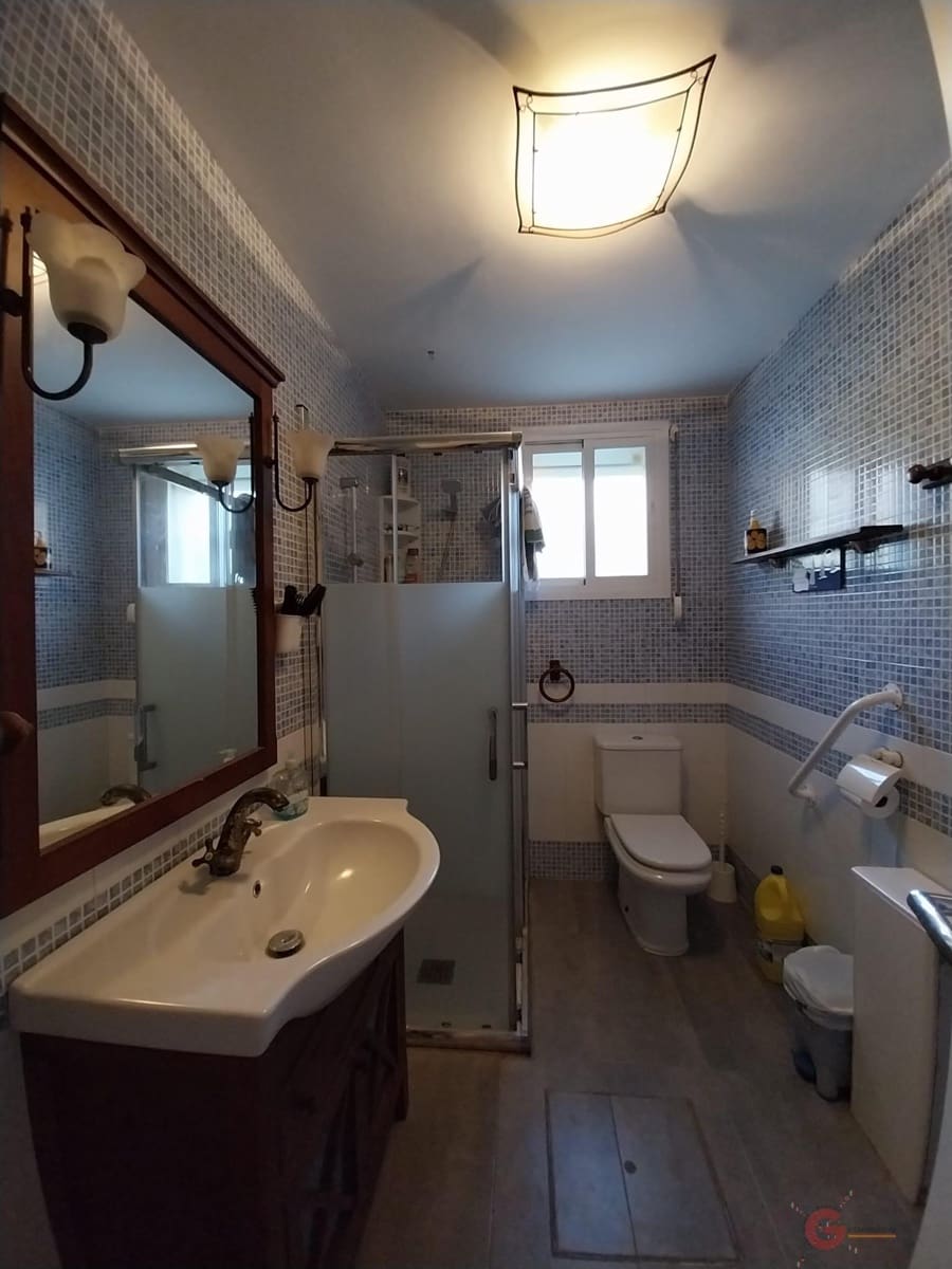 4 soverom Kommersiell til salgs i Salobrena med garasje - € 244 000 (Ref: 8790364)