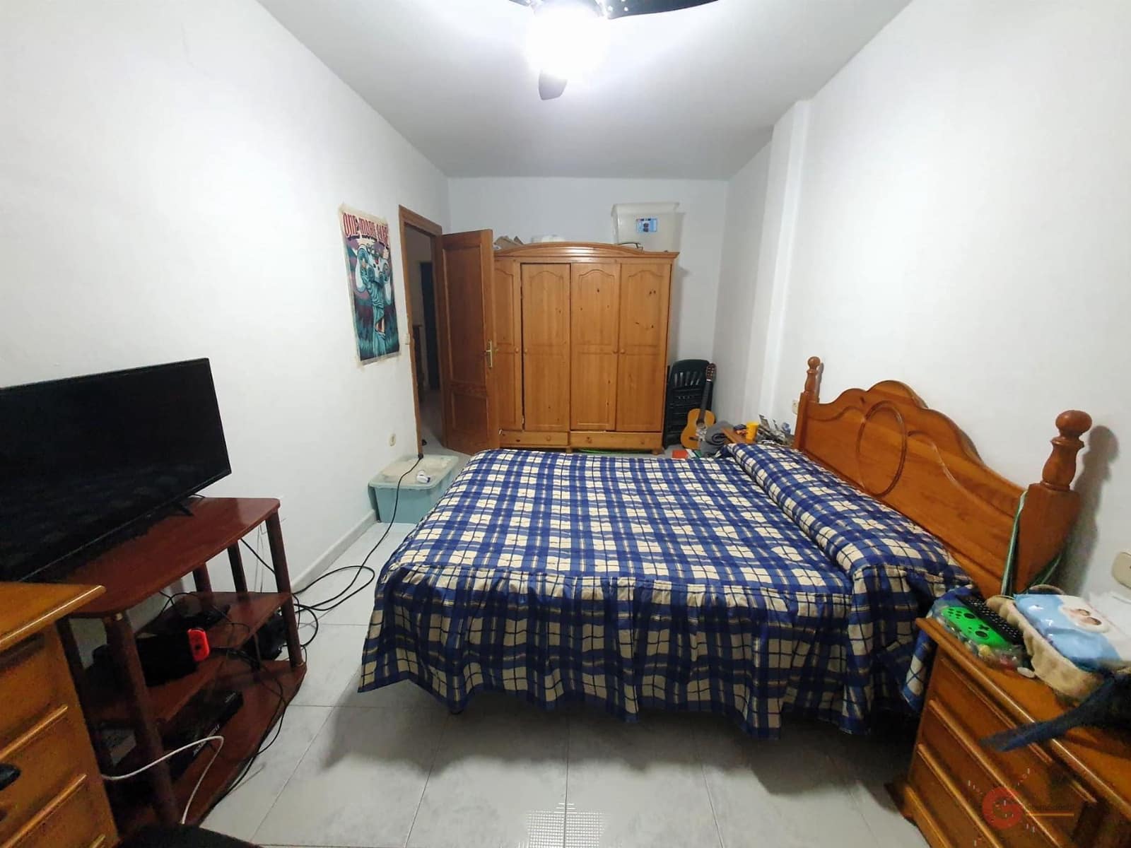 4 slaapkamer Villa te koop in Velez de Benaudalla met garage - € 200.000 (Ref: 8790367)