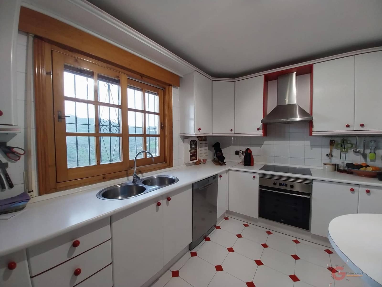 5 soverom Finca/Herregård til salgs i Itrabo med svømmebasseng garasje - € 1 500 000 (Ref: 8821056)