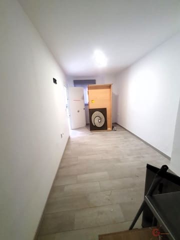 5 soverom Kommersiell til salgs i Motril - € 117 000 (Ref: 8821058)