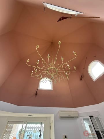 5 chambre Villa/Maison à vendre à Salobreña avec piscine garage - 480 000 € (Ref: 8840446)