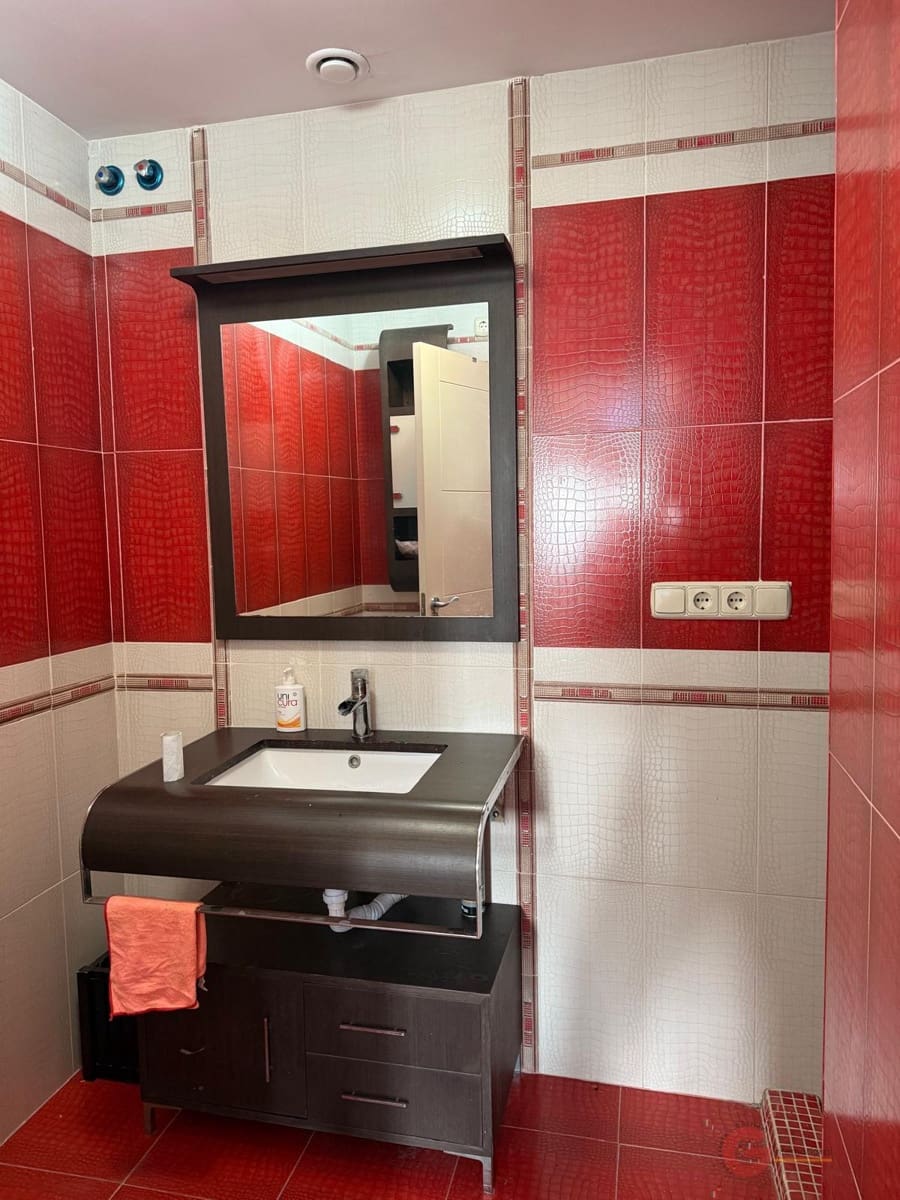 5 soveværelse Villa til salg i Salobrena med swimmingpool garage - € 480.000 (Ref: 8840446)