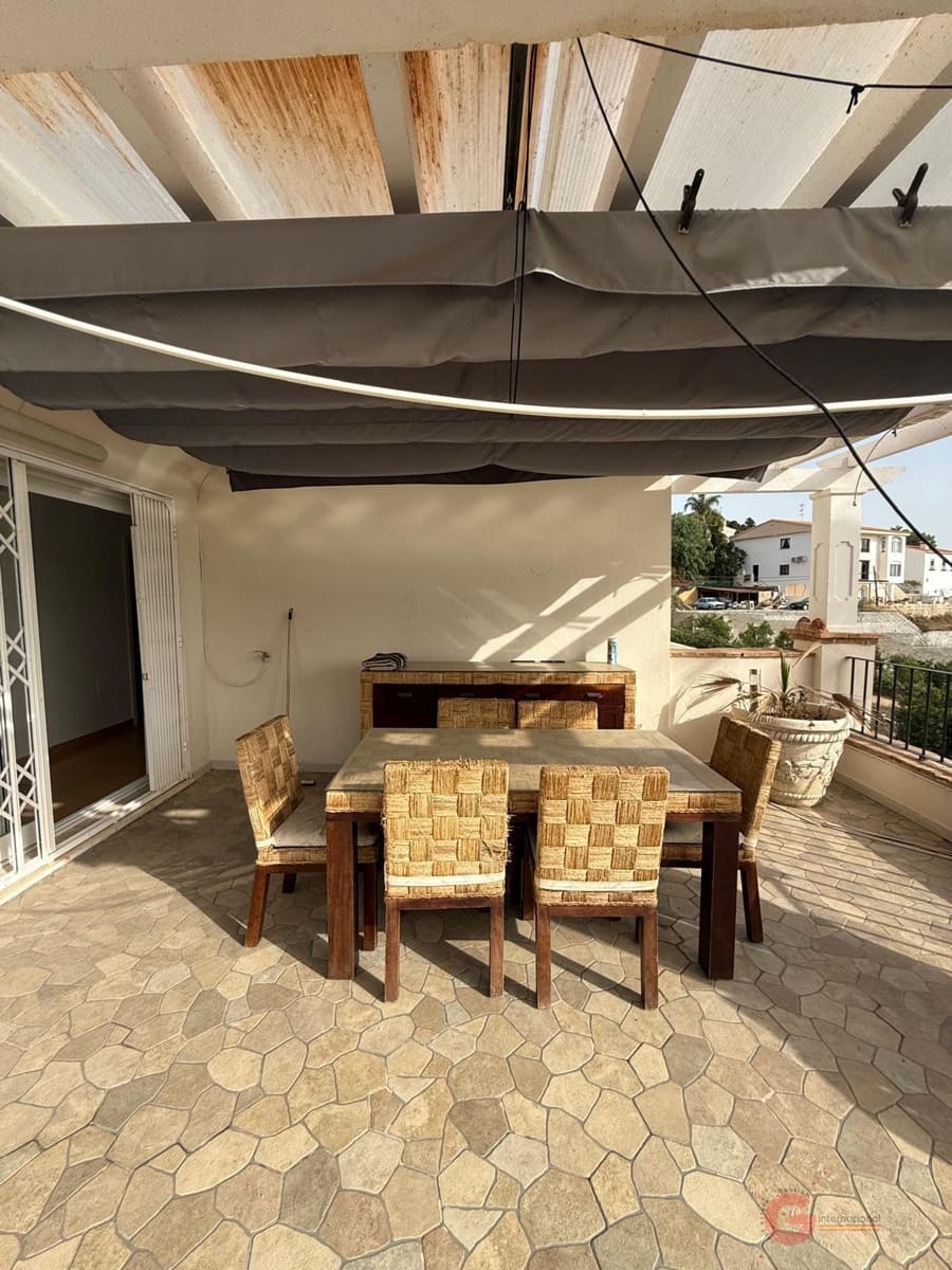 5 soveværelse Villa til salg i Salobrena med swimmingpool garage - € 480.000 (Ref: 8840446)