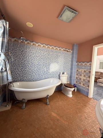 5 chambre Villa/Maison à vendre à Salobreña avec piscine garage - 480 000 € (Ref: 8840446)