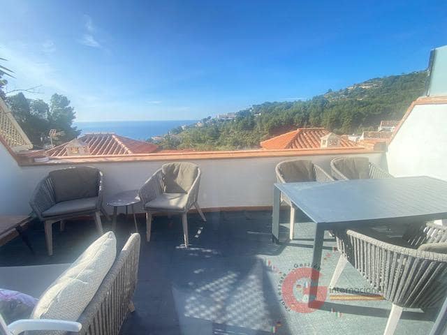 3 camera da letto Villa in vendita in La Herradura con garage - 345.000 € (Rif: 8910597)