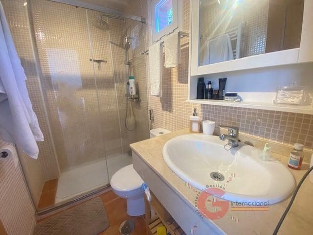 3 camera da letto Villa in vendita in La Herradura con garage - 345.000 € (Rif: 8910597)