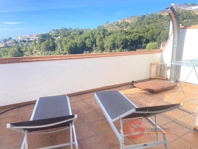 3 camera da letto Villa in vendita in La Herradura con garage - 345.000 € (Rif: 8910597)