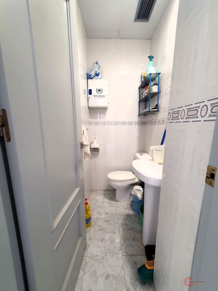 2 soveværelse Erhverv til salg i Motril - € 115.000 (Ref: 8917615)