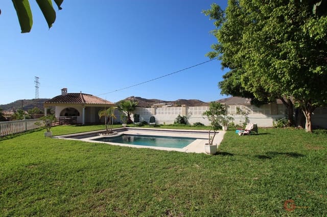 5 chambre Finca/Maison de Campagne à vendre à Molvízar avec piscine garage - 400 000 € (Ref: 8983549)