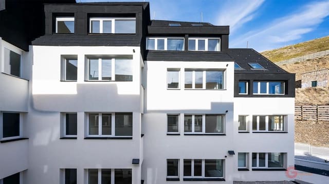 2 soveværelse Lejlighed til salg i Sierra Nevada, Monachil med garage - € 395.000 (Ref: 8988125)