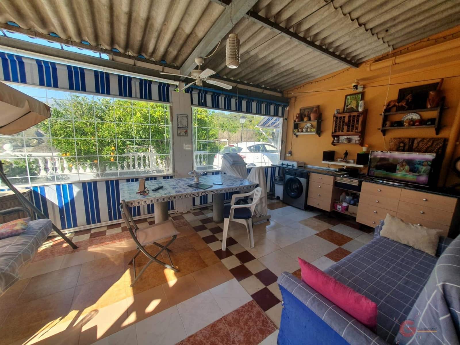 2 soveværelse Finca/Landehus til salg i Velez de Benaudalla - € 153.000 (Ref: 9008392)