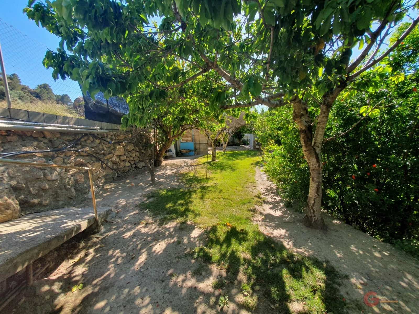 2 soveværelse Finca/Landehus til salg i Velez de Benaudalla - € 153.000 (Ref: 9008392)