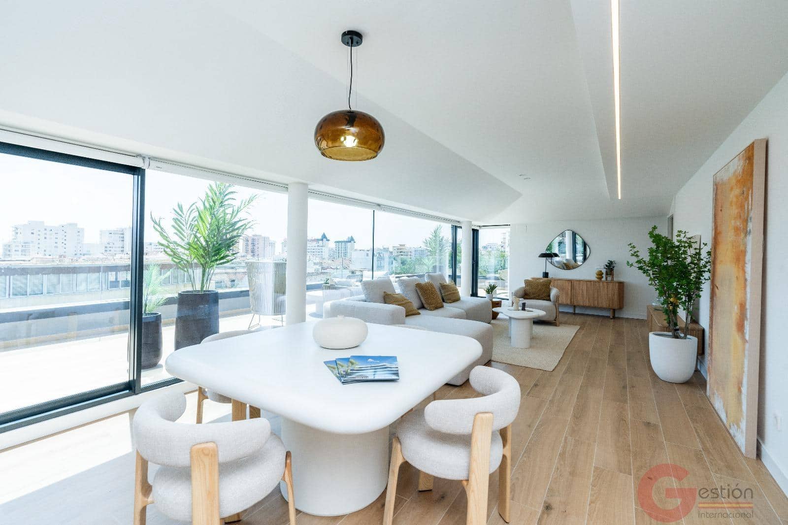 3 quarto Penthouse para venda em Fuengirola com piscina - 1 550 000 € (Ref: 9017116)