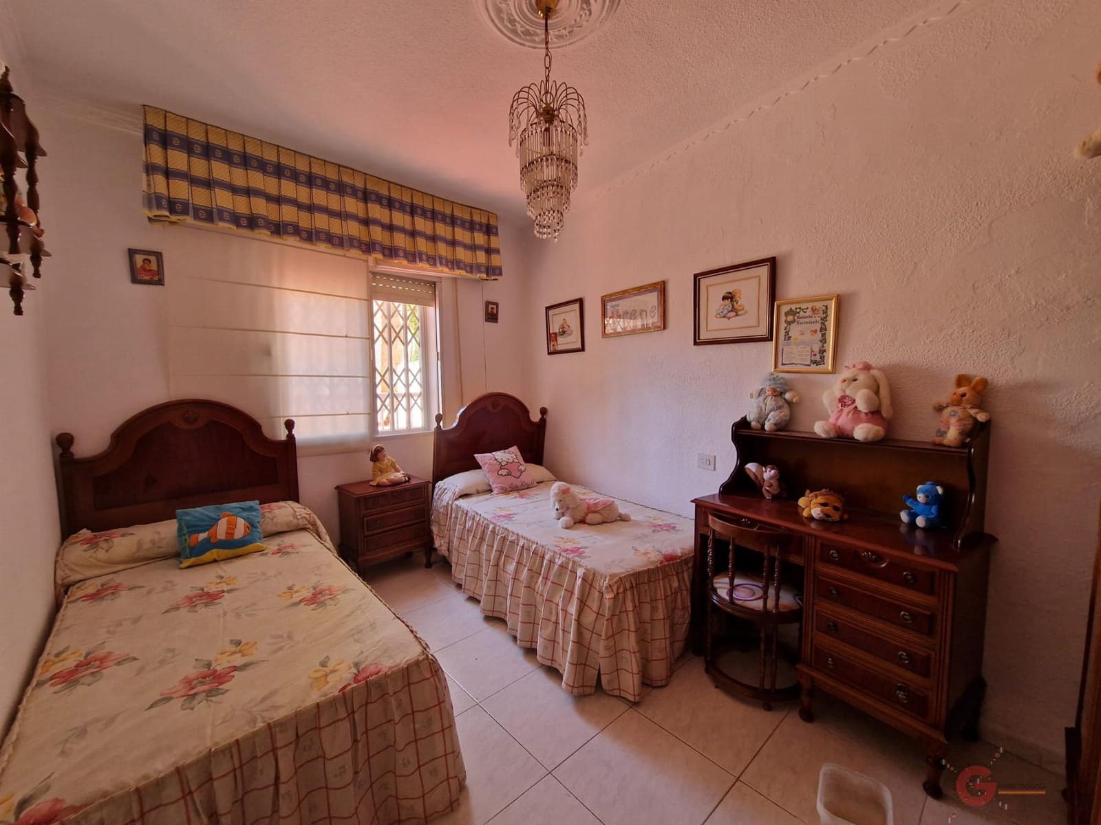 9 bedroom Villa for sale in Molvizar - € 206,500 (Ref: 9028707)