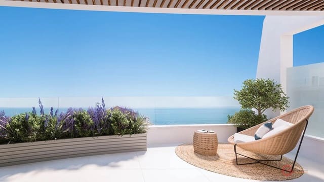 3 makuuhuone Huoneisto myytävänä paikassa Benalmadena Costa, Benalmádena mukana uima-altaan 
autotalli - 704 000 € (Ref: 9046395)