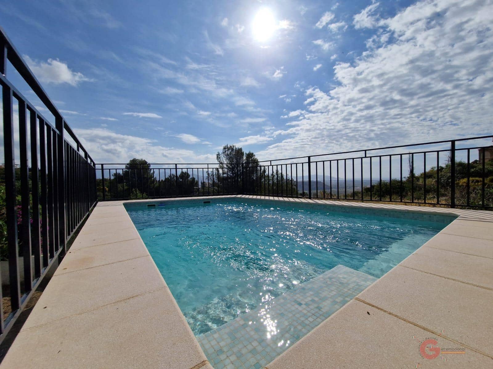 3 soveværelse Villa til salg i Salobrena med swimmingpool garage - € 560.000 (Ref: 9050483)