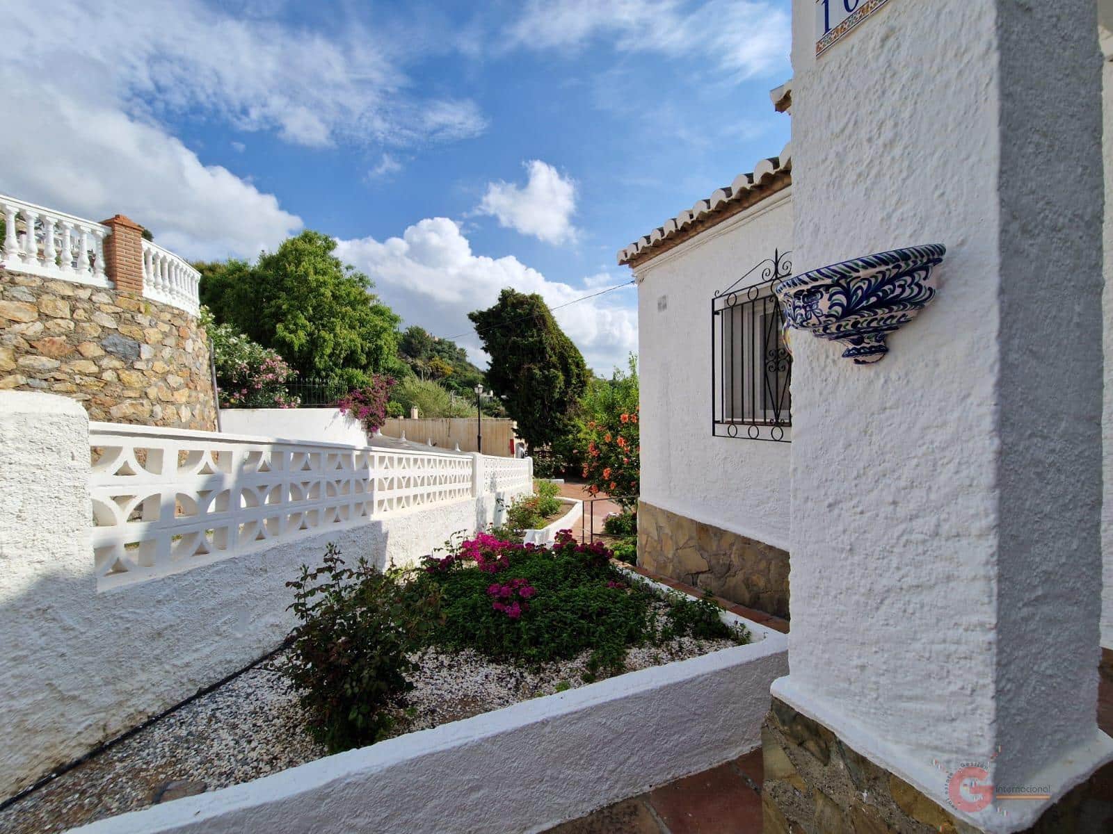 3 soveværelse Villa til salg i Salobrena med swimmingpool garage - € 560.000 (Ref: 9050483)