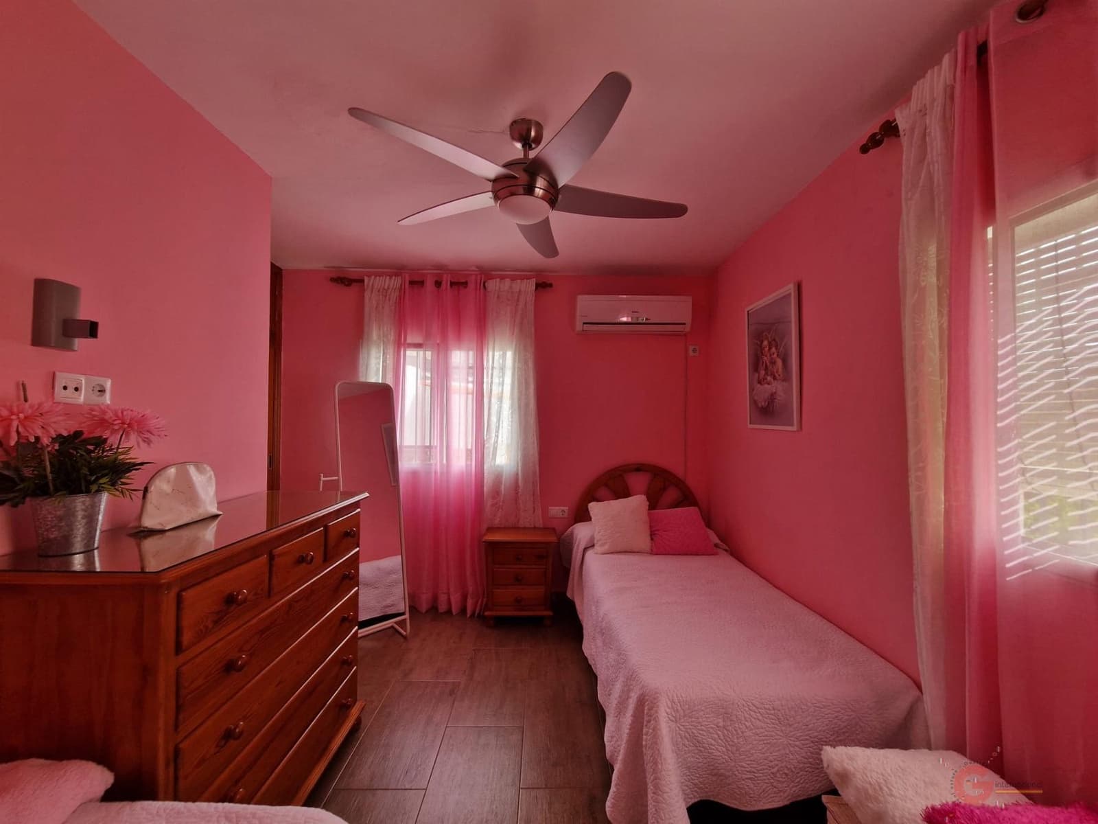 4 soveværelse Finca/Landehus til salg i Lobres med garage - € 420.000 (Ref: 9064726)