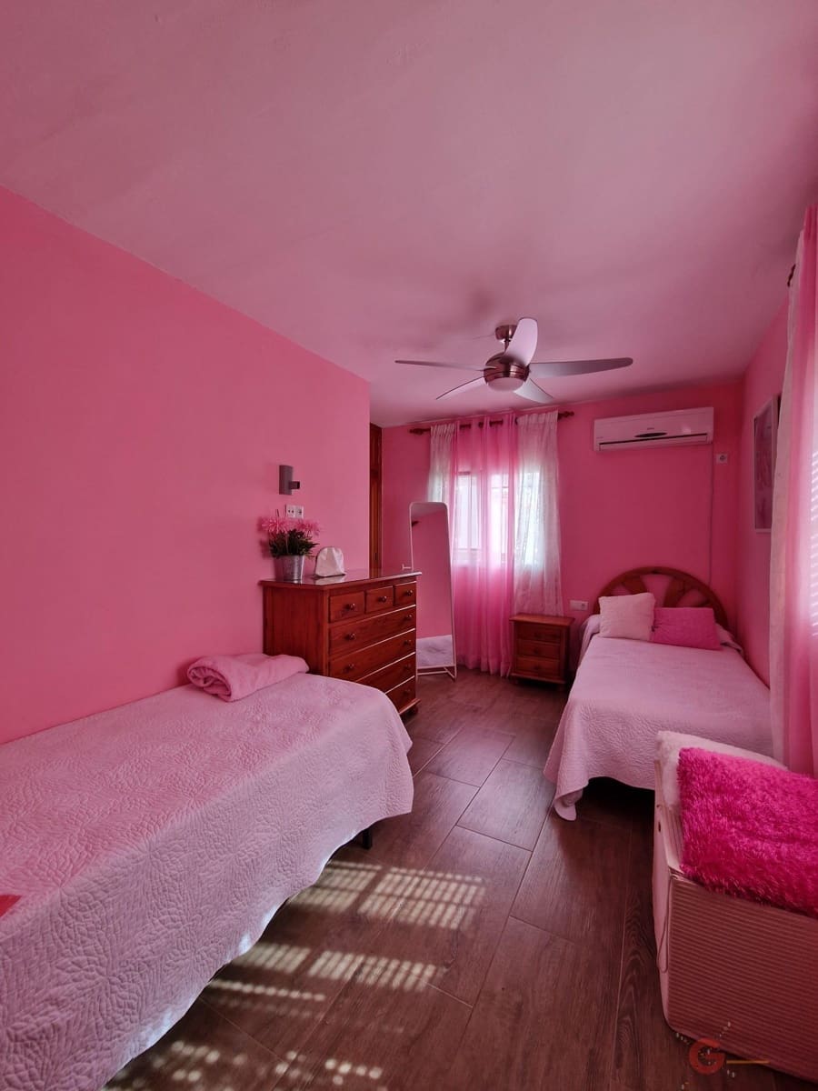 4 soveværelse Finca/Landehus til salg i Lobres med garage - € 420.000 (Ref: 9064726)