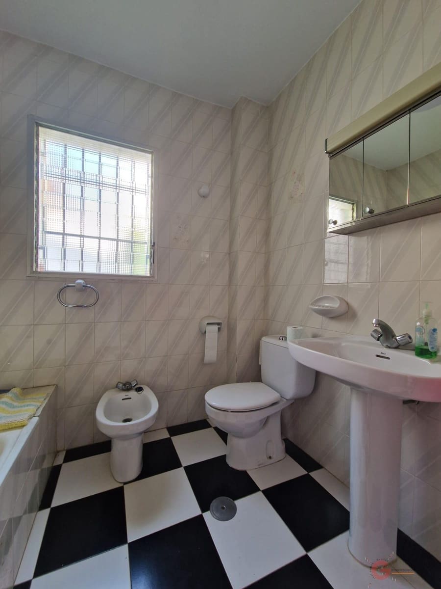 4 soveværelse Villa til salg i Molvizar med garage - € 159.000 (Ref: 9089656)