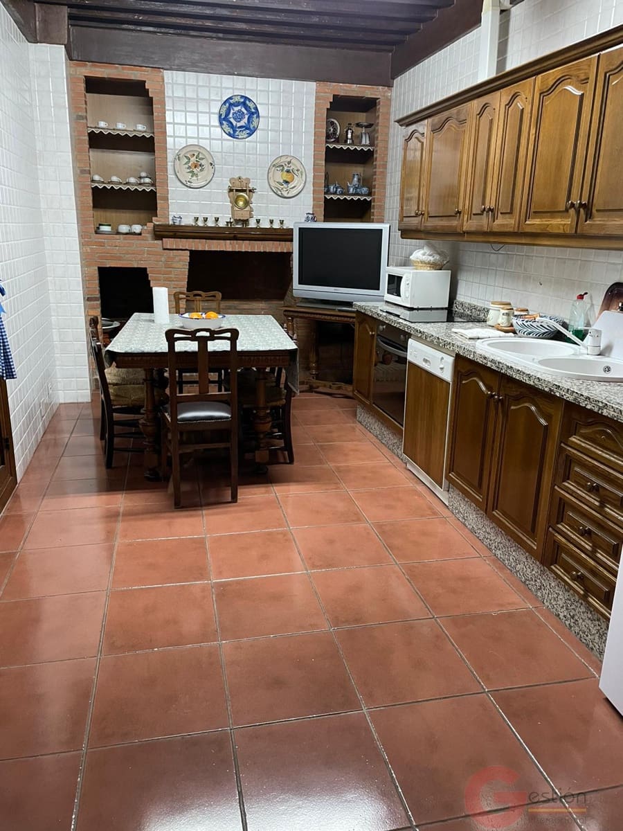 12 soveværelse Erhverv til salg i Guadix - € 440.000 (Ref: 9109829)